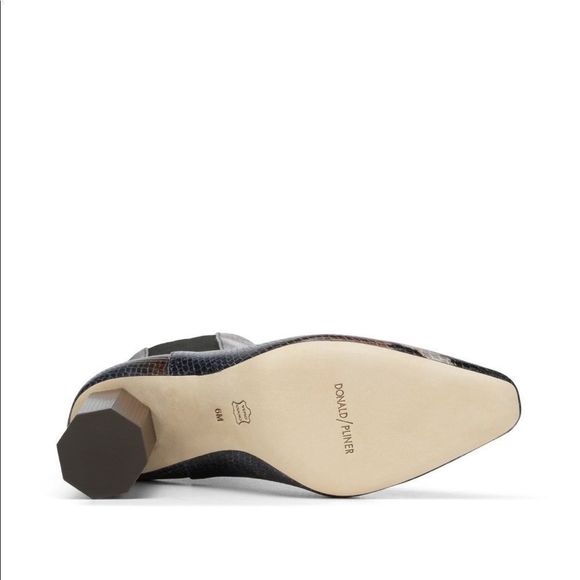 New Donald Pilner LAILA2 Boots plum. - Picture 7 of 7